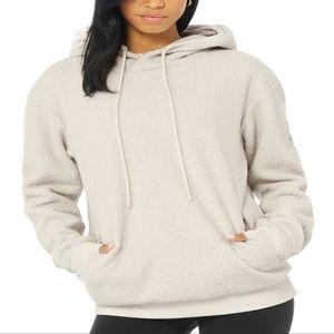 ALO Yoga Unisex Sherpa in Bone